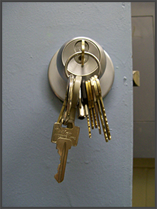 lawrence locksmiths